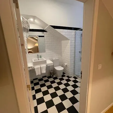 Pier House 丰沙尔