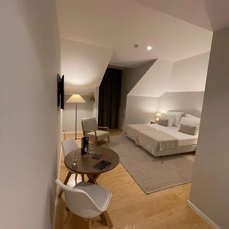Pier House Apartment *